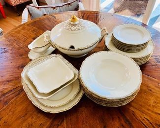 $ Dinner plates $10 each  dessert plates $6 each Hutschenreuther Hohenberg, Germany  6 dinner plates, 6 salad plates, 6 bread or dessert plates 