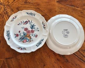 $10 each Detail Wedgewood Williamsburg Potpourri dishes 