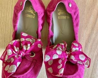$120 Burberry Pink shoes NEW Size 8