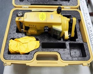 Topcon 9-Second Digital Theodolite DT-209L With Laser Pointer Including Carrying Case, Powers On, CST/Berger Tripod And Telescoping Rod