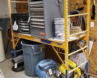 Rolling Adjustable Metal Scaffolding, 75" x 73" x 29.25"