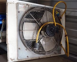 Dayton 17" Exhaust Fan, Model 2C7138