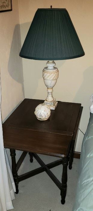 End table & Lamp
