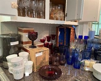 Blue Drinking glasses and stemmed Glasses
