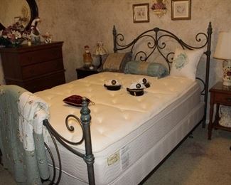 Queen Restonic Eurotop