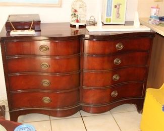 Drexel dresser with mirror