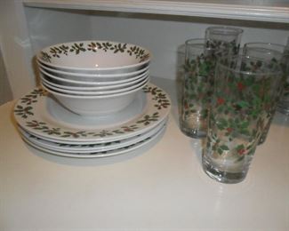 Holly dishes by Royal Norfork