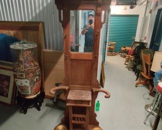 Eastlake Victorian halltree