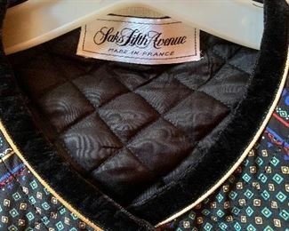 Detail:Saks Fifth Avenue quilted silk jacket and skirt set. Size 46. 