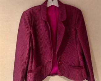 $30 - Vintage cranberry short jacket - estimated size small.