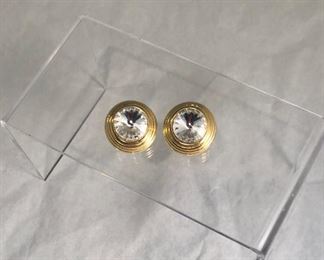 $20 Costume clip earrings