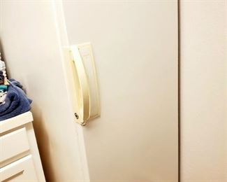 Kenmore 14 stand up feezer