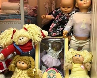 Dolls and more dolls! Cabbage Patch, Ideal, b.b. 