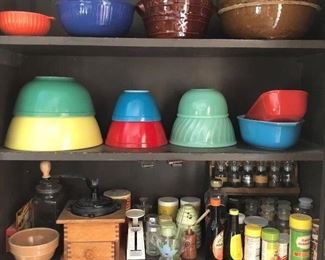 Set of Pyrex nesting bowls; Fire King jadeite bowls; lots of quality vintage cookware.