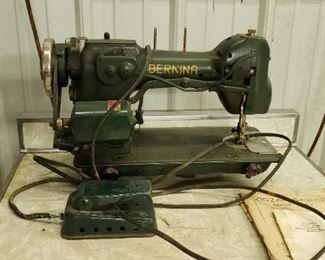 Bernina sewing machne working