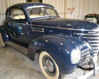 2 door 1939 Plymouth parade ready, needs keys and has no title,has a 217.8 motor