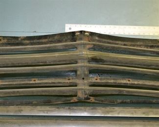 1930s Plymouth front end