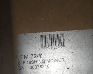 King Kutter 6"  finish mower looks like it has never been used