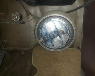 2 door 1939 Plymouth parade ready, needs keys and has no title