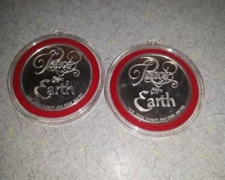 999 Troy ounce Silver Peace on earth coin