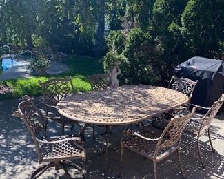 $2,200 PATIO TABLE AND CHAIRS
GORGEOUS BEKA OUTDOOR CAST PATIO FURNITURE