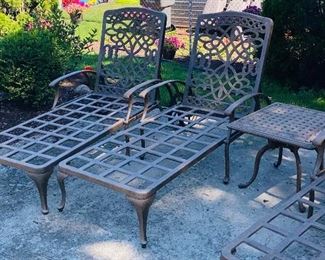 $375 EACH 4 LOUNGERS