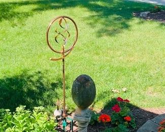 $30 SPRINKLER
$28 EGG