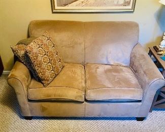 $50 TAUPE BEIGE LOVESEAT
60”L x 34.5”D x 35”H