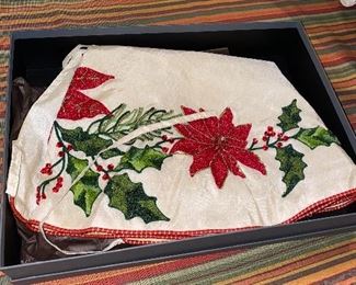 $12 TREE SKIRT