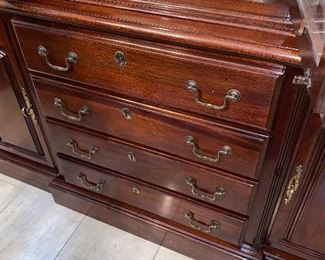 $150 KINCAID SOLID WOOD CHINA CABINET
60”L x 17.5”D x 78.5”H