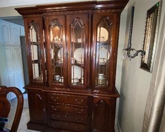 $150 KINCAID SOLID WOOD CHINA CABINET
60”L x 17.5”D x 78.5”H