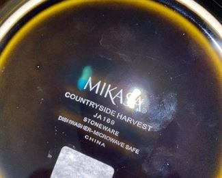 $30 MIKASA DISHES
