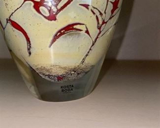 $20 KOSTA BODA VASE