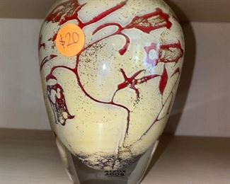$20 KOSTA BODA VASE