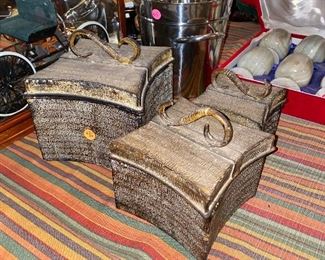 HOME DECORATIONS / 3 BOXES