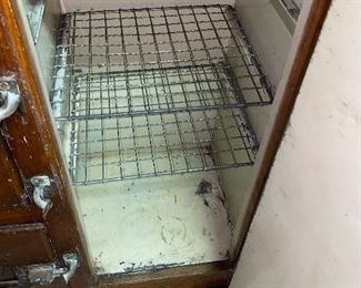 $325 ANTIQUE WOODEN ICE BOX