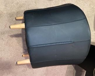 $70 BLACK FAUX LEATHER IKEA CHAIRS
OVERALL GOOD CONDITION/ LITTLE WABLY LEGS MIGHT NEED TIGHTENING
30.5”W x 28”D x 29”H