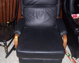 BLACK LEATHER ROCKER-RECLINER-SWIVEL