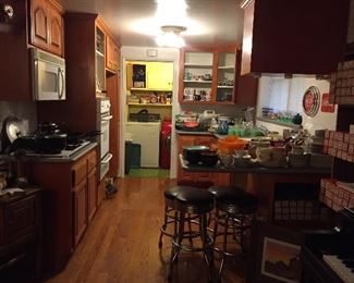 Packed kitchen 