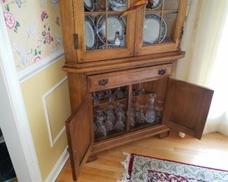 Dining set (table w/ 2 leaves and 6 chairs, china cabinet and PAIR of corner units w/ plate display slots)