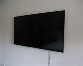 TV for sale without the wall mount