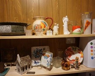 decor, OSU and OU glasses, angels