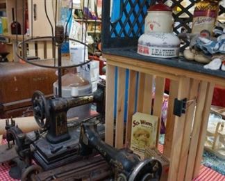 vintage sewing machine lamp