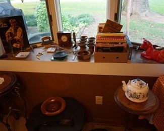 cookbooks, decor, tea kettle
