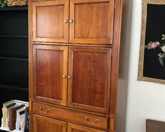 Classical style TV Cabinet 