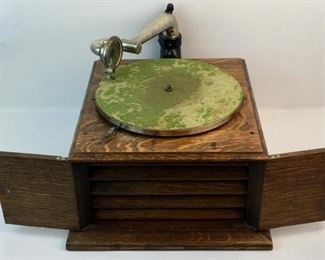 Antique 1917 Victor Victrola VV-IV Talking Machine Quartersawn Oak Table Top Phonograph WORKS