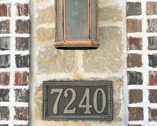 This lovely Princedale garden home is offered by Realtor Cheryl Sartain.