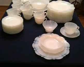 Evans MacBeth American Sweetheart Monax dinner service