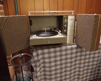 Stereophonic record player opened