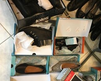 Ladies shoes (many new in box) size 8-1/2